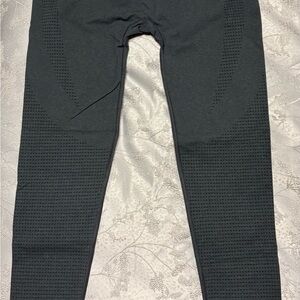 Gymshark NWOT Dark Gray Leggings
